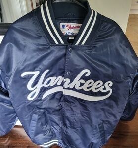 Vintage 90s Majestic Dark Blue Yankees Bomber Jacket
